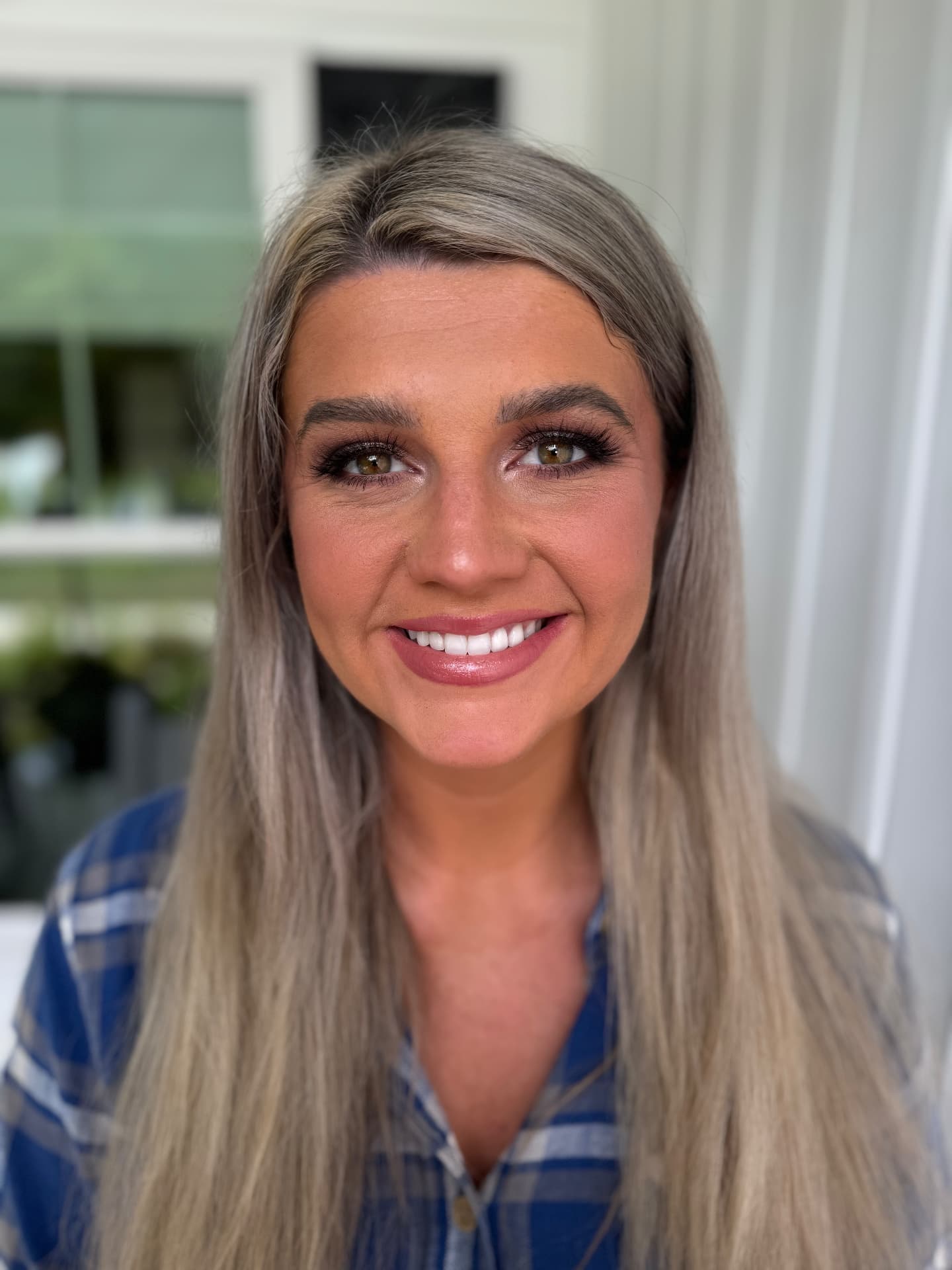Natural glam with warm mauve eye and rosy satin lip